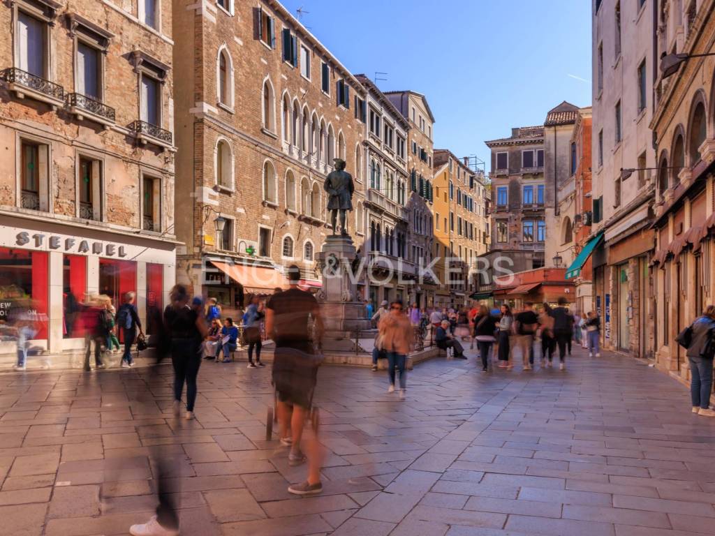 Immobile a Venezia in Campo San Bortolomio - Foto 4