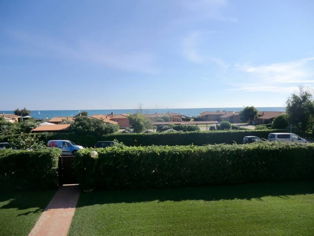 Villa a Ladispoli in Via Marte - Foto 5