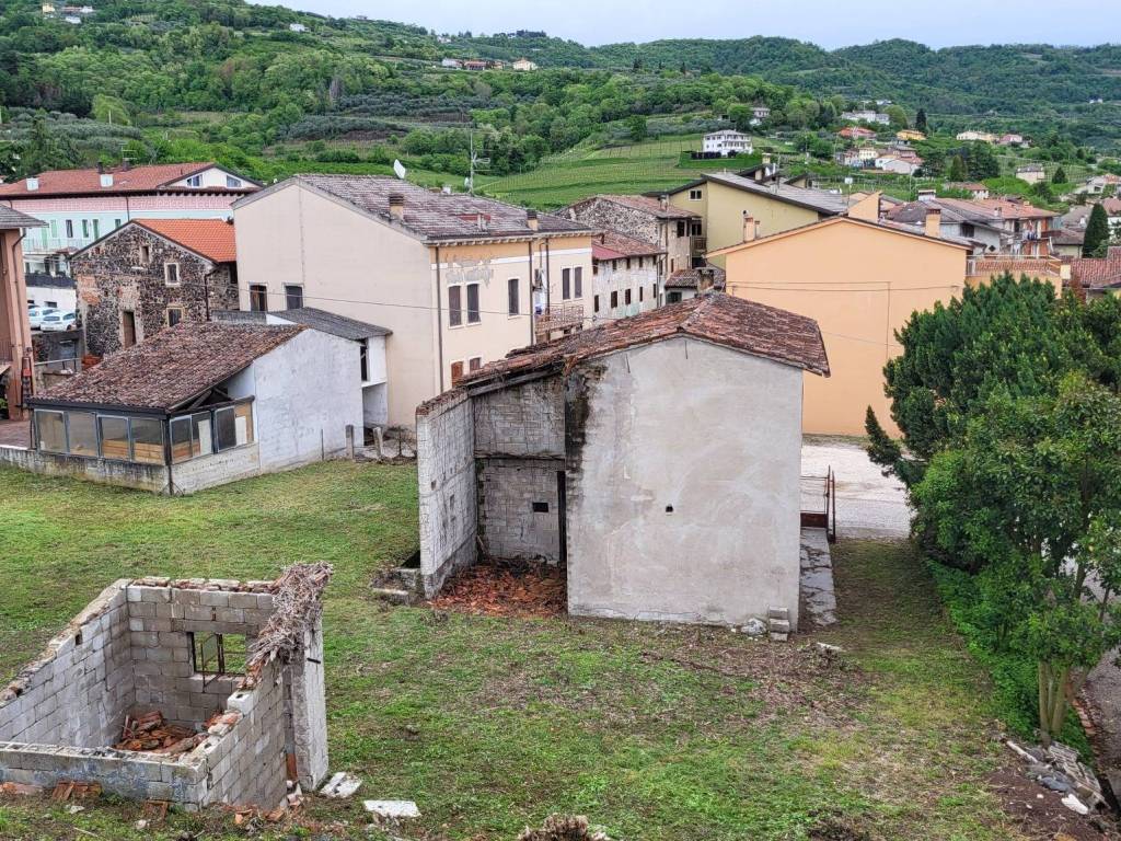 Rustico / casale a Roncà in Piazza Guglielmo Marconi - Foto 2