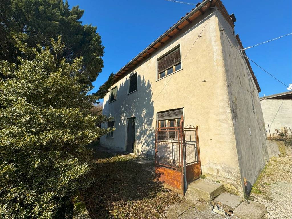 Rustico / casale a Roncà in Piazza Guglielmo Marconi - Foto 4