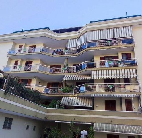 Appartamento a Caserta in Via Salvo D'Acquisto 14 - Foto 2