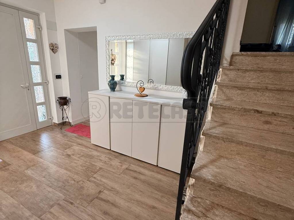 Appartamento a Montecchio maggiore in Via Castelli 4 Martiri, 95 - Foto 4