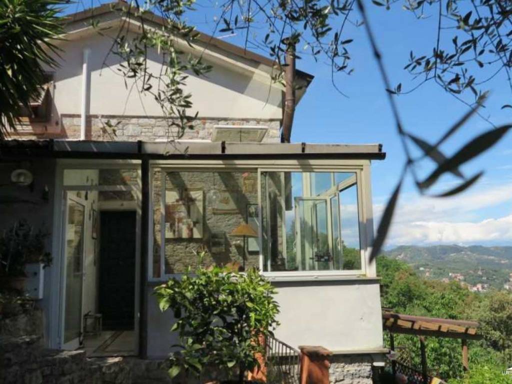 Villa a La spezia in Via Nuova Sant'Andrea S.N.C. - Foto 2