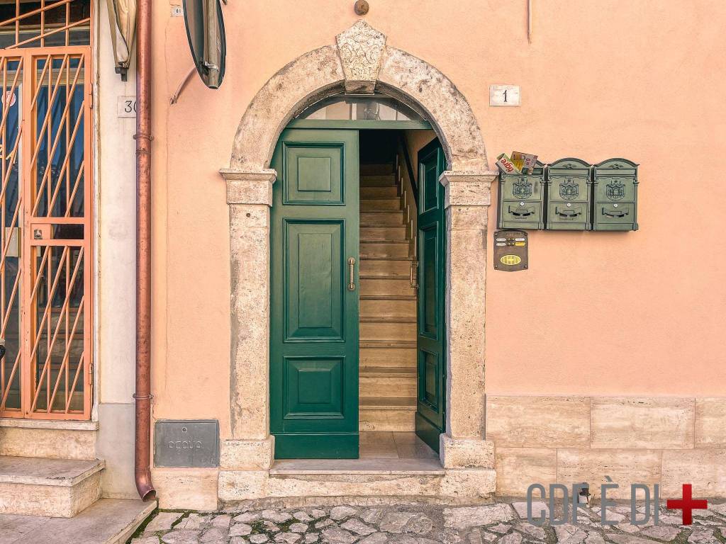 Appartamento a Scandriglia in Via Umberto I - Foto 4
