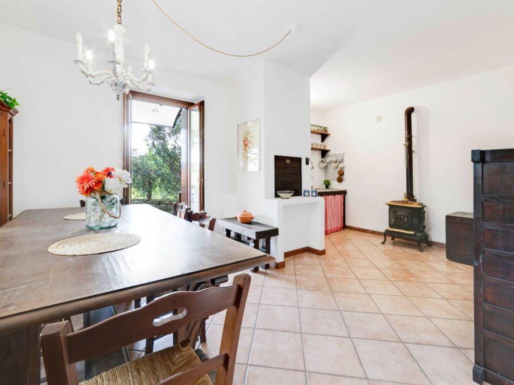 Villa a Tradate in Via Publio Virgilio Marone, 7 - Foto 5