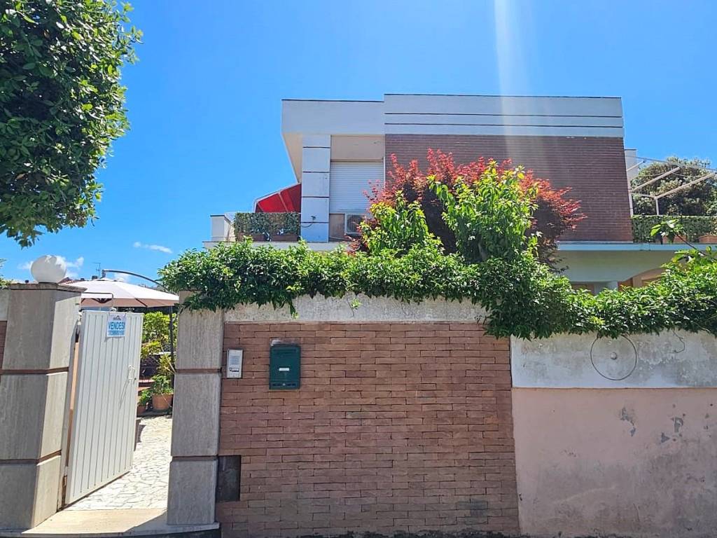 Villa a Sabaudia in Via Zeffiro, 20 - Foto 3