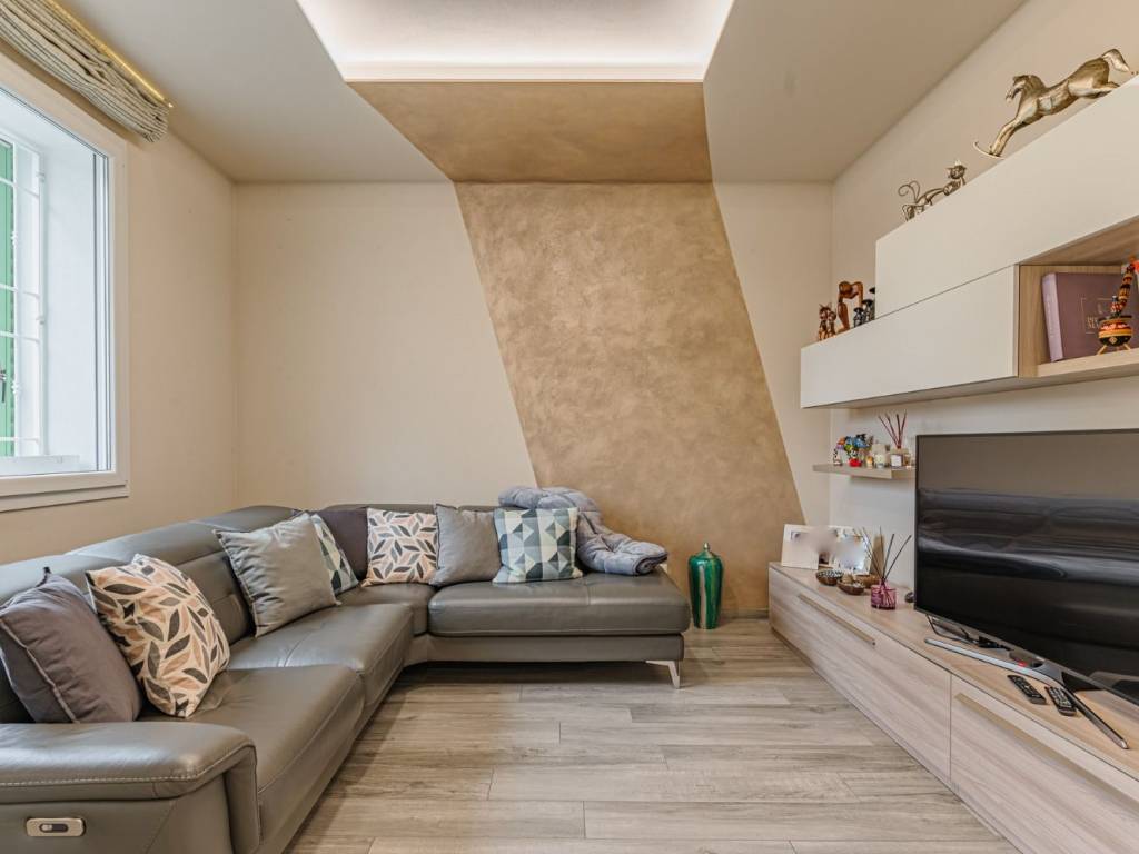 Villa a Serravalle pistoiese in via provinciale montalbano serravalle pistoiese - Foto 2