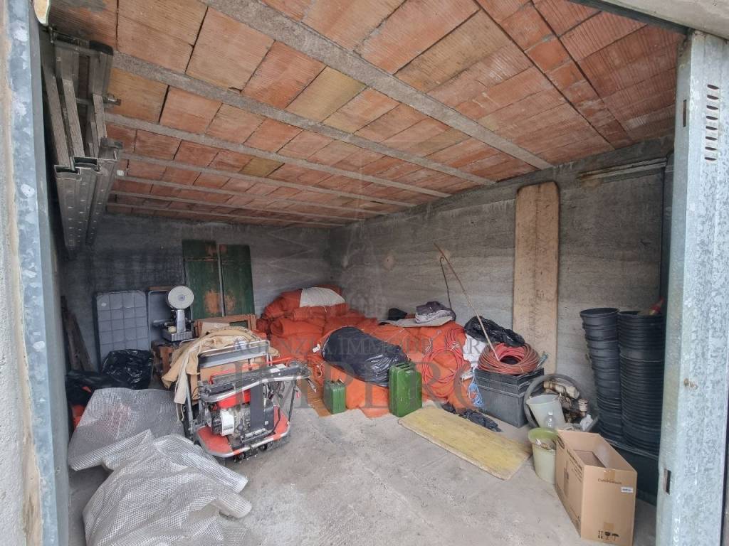 Box / garage a Ventimiglia in Via Ciappin - Foto 3