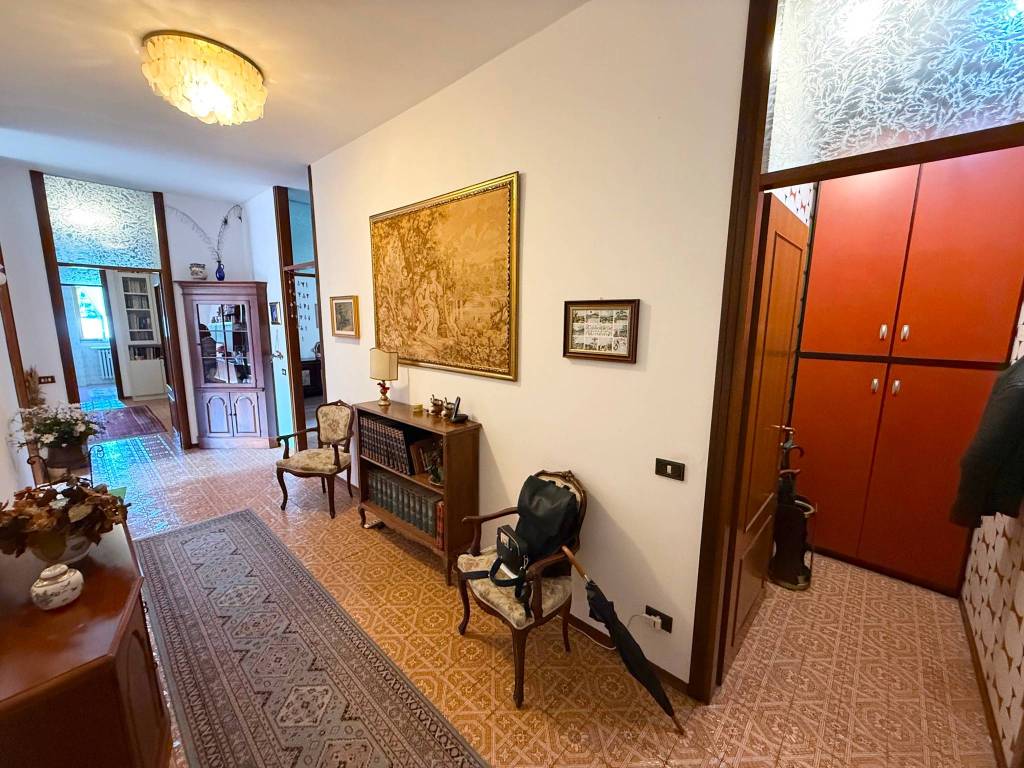 Appartamento a Saronno in Via Roma, 88 - Foto 3