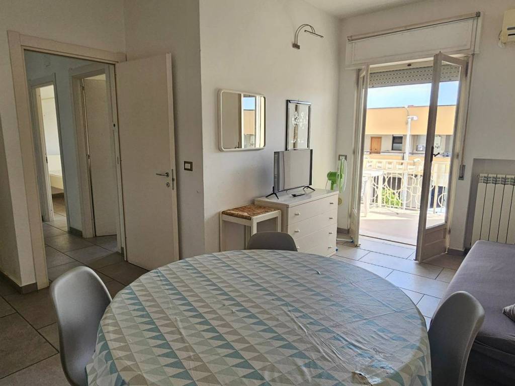 Appartamento a Soverato in Via Vittorio Veneto, 47 - Foto 4