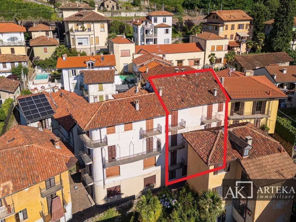 Palazzo / stabile a Belgirate in Via Elena Conelli, 27 - Foto 3