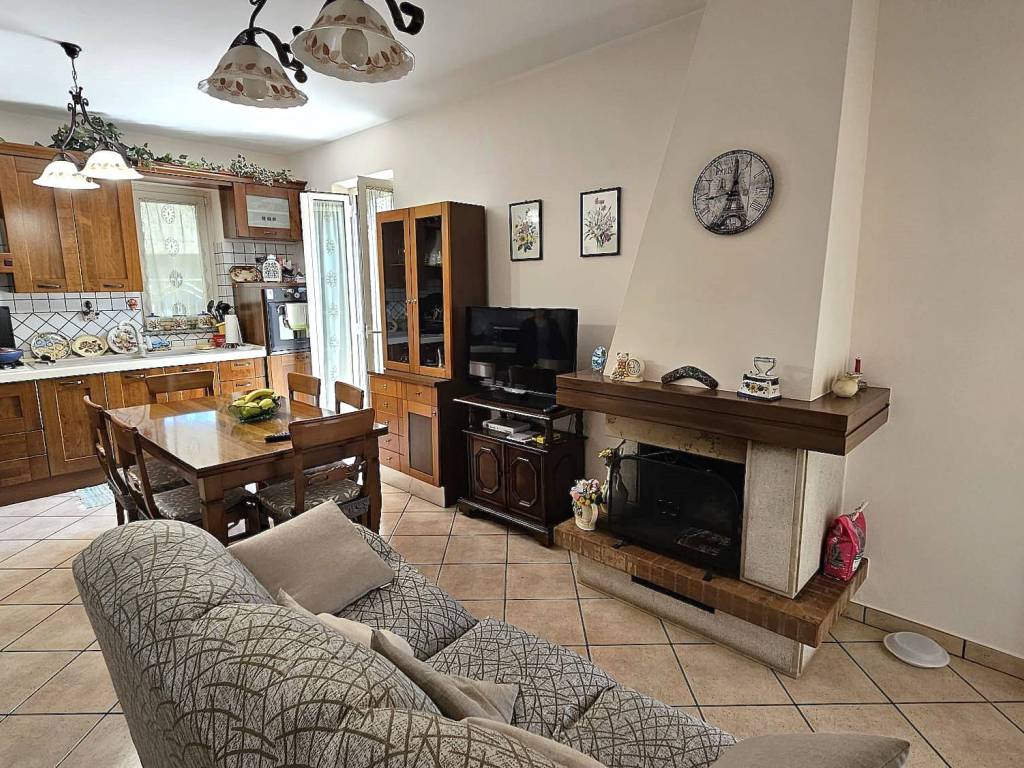 Villa a Frosinone in Via Vetiche - Foto 4