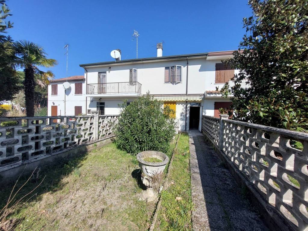 Villetta a schiera a Mesola in Piazza Vittorio Veneto - Foto 4