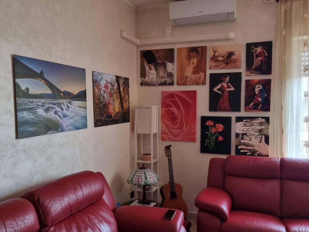 Appartamento a Castronno in Via Campo dei Fiori - Foto 4