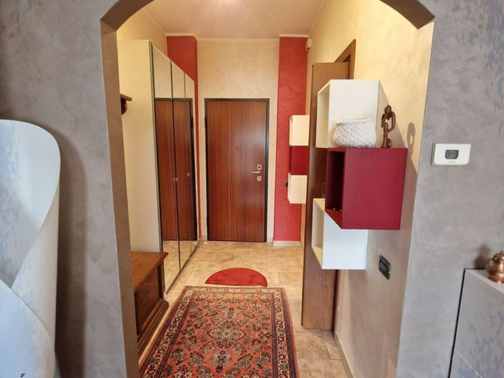 Appartamento a Castronno in Via Campo dei Fiori - Foto 5