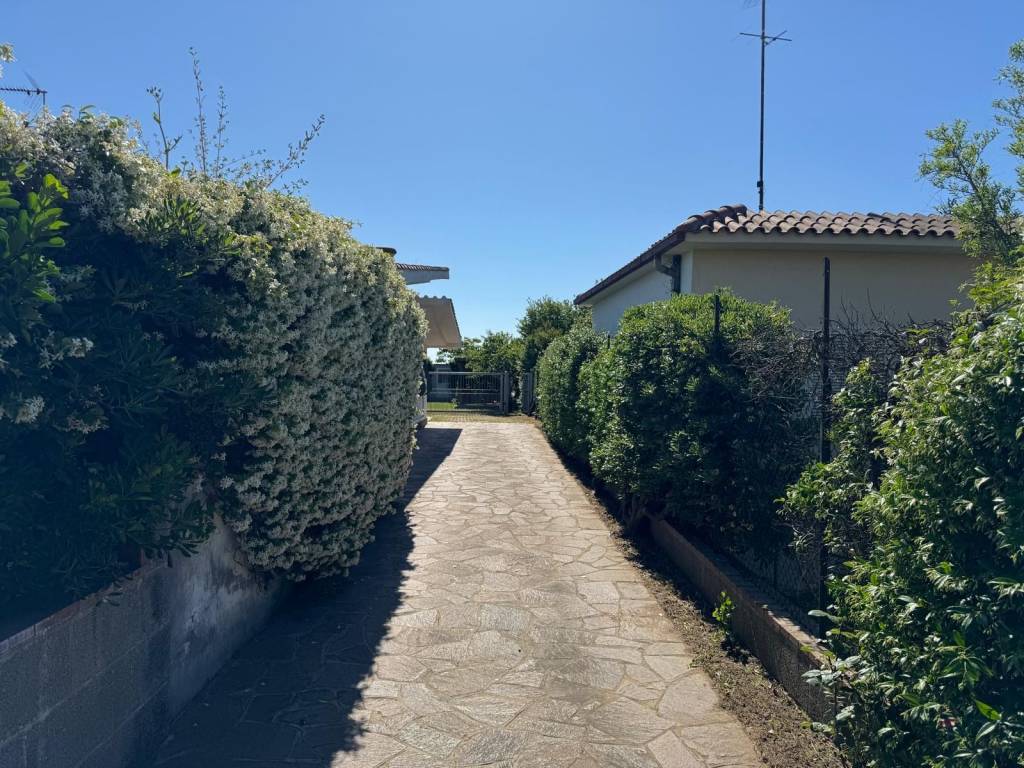 Villa a San felice circeo in Via delle Capinere - Foto 5
