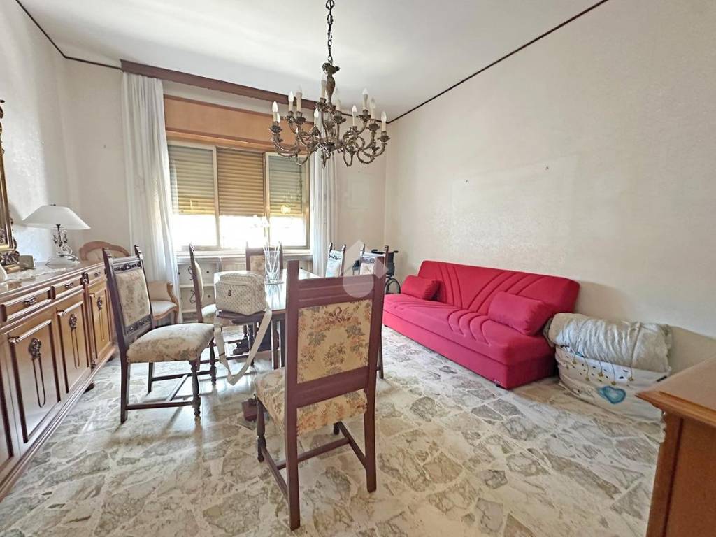 Appartamento a Foggia in Via Molfetta, 40 - Foto 2