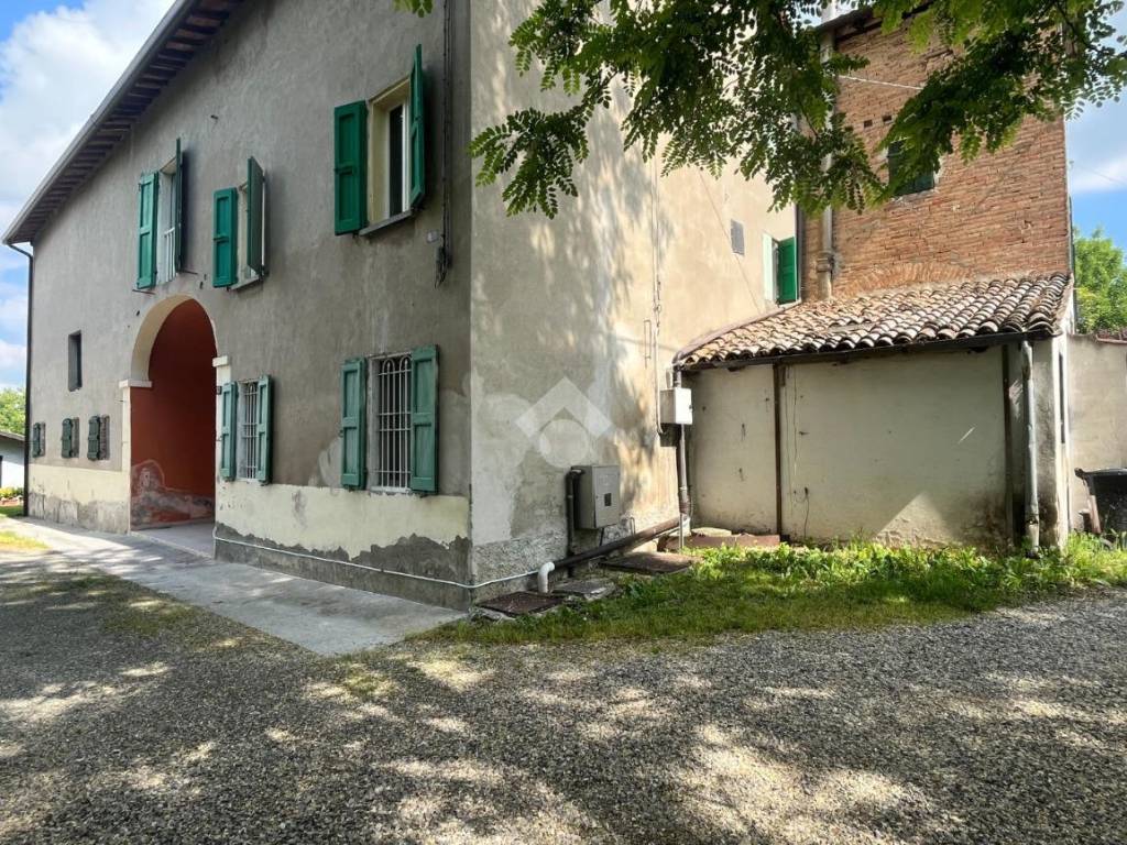 Casa indipendente a Cavriago in Via Ospitaletto, 18 - Foto 2