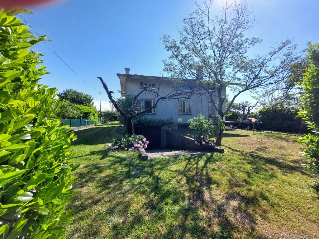 Villa a Basiliano in Via 29 Ottobre, 55 - Foto 3