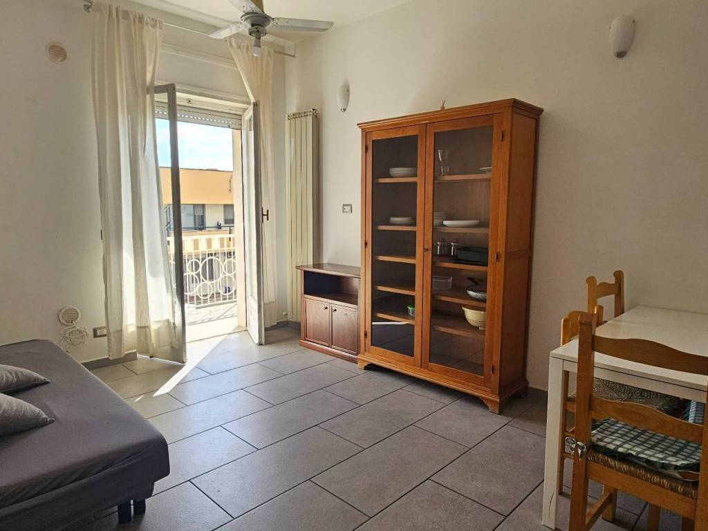 Appartamento a Soverato in Via Vittorio Veneto, 47 - Foto 4