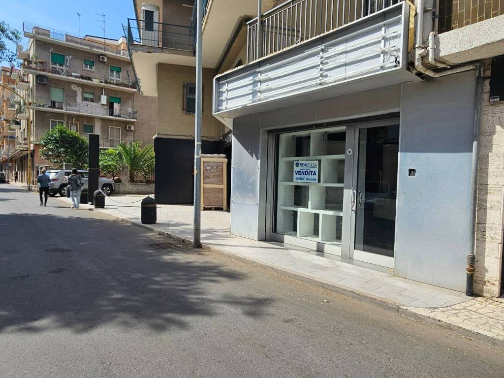 Immobile a Soverato in Via C. Amirante, 10 - Foto 4
