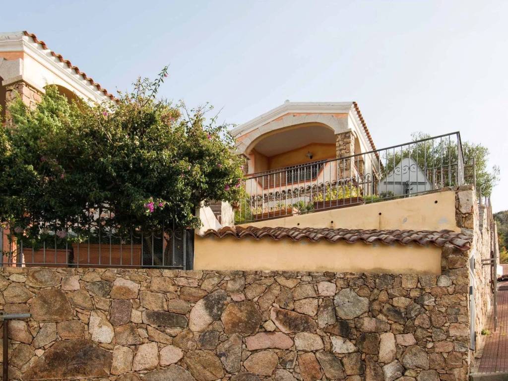Villa a Loiri porto san paolo in VIA SANDRO PERTINI - Foto 2