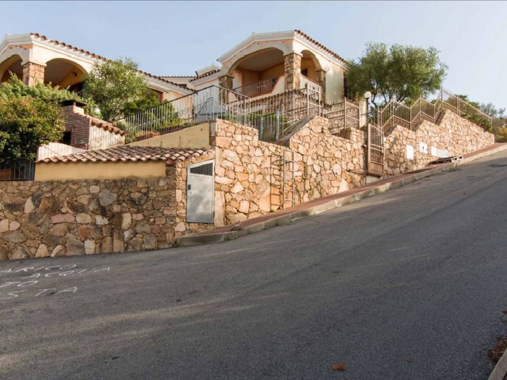 Villa a Loiri porto san paolo in VIA SANDRO PERTINI - Foto 5