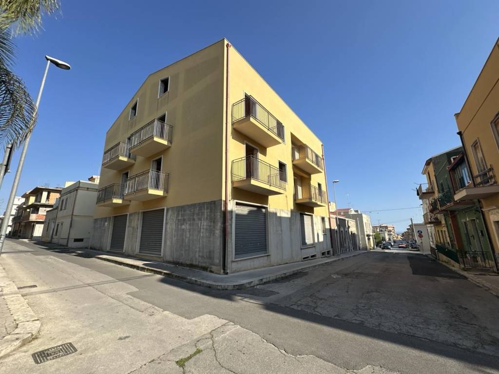 Palazzo / stabile a Ispica in Via Ludovico Ariosto - Foto 4