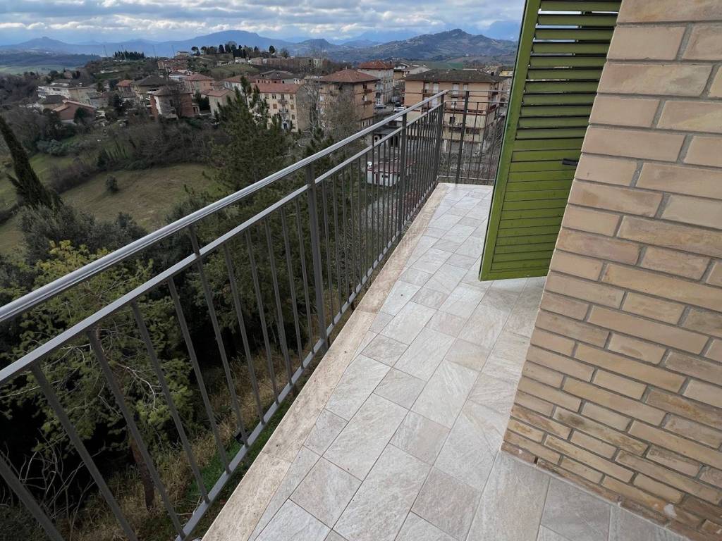 Appartamento a Falerone in Via Giacomo Leopardi - Foto 3