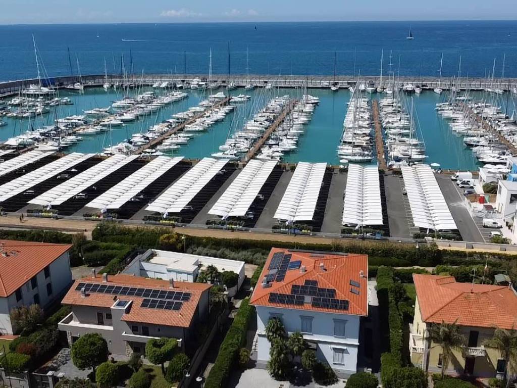 Appartamento a Rosignano marittimo in viale Trieste - Foto 3