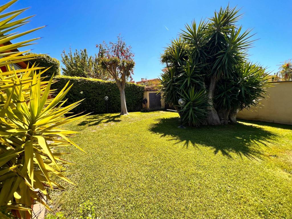 Villa a Montalto di castro in Località Torre di Maremma - Foto 4