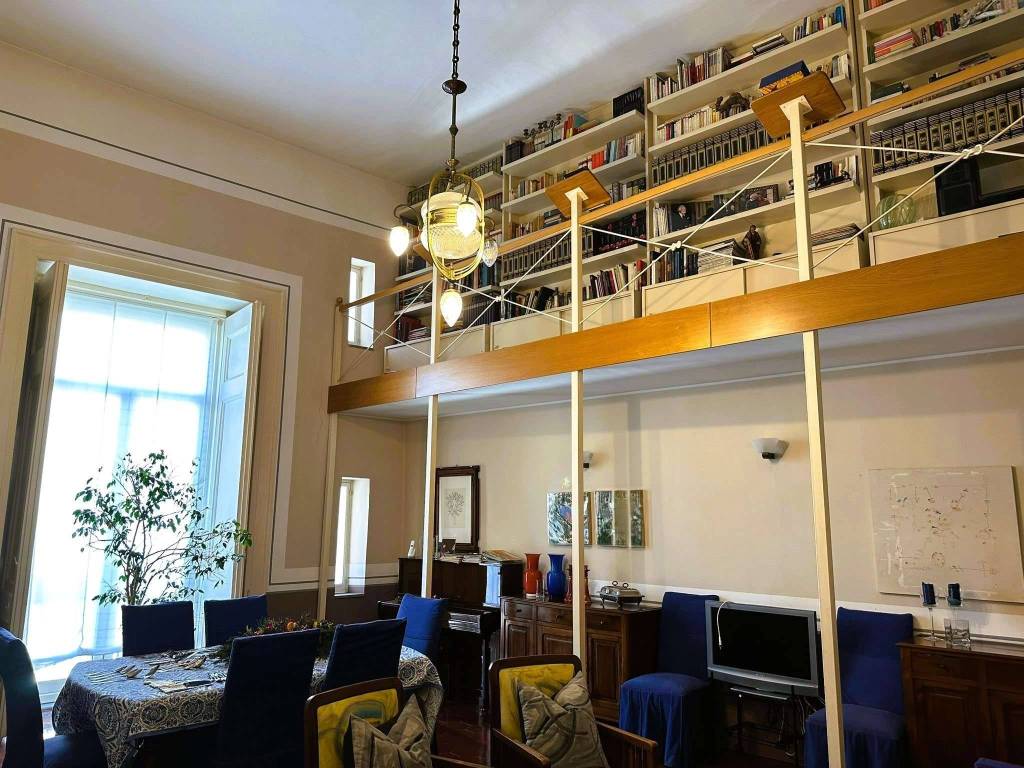 Appartamento a Napoli in via MONTE DI DIO 1 E - Foto 4