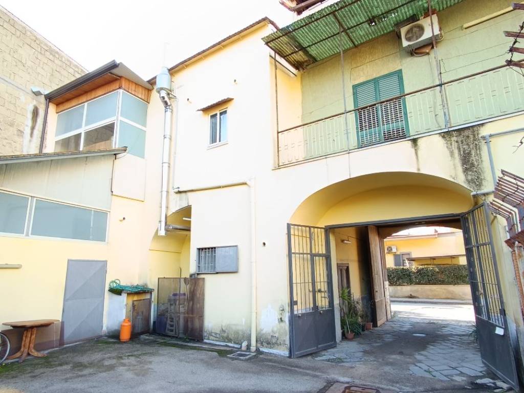 Palazzo / stabile a Sant'antimo in Viale Guglielmo Marconi, 53 - Foto 4
