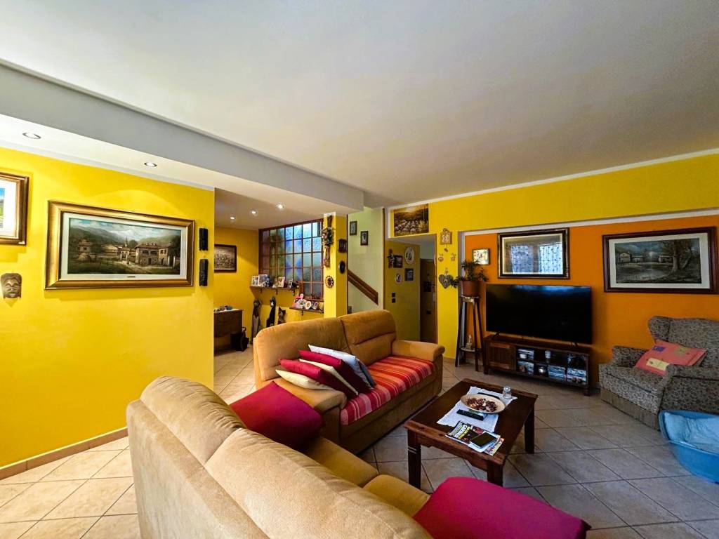 Villa a Lodi vecchio in Via Giosuè Carducci, 17 - Foto 3