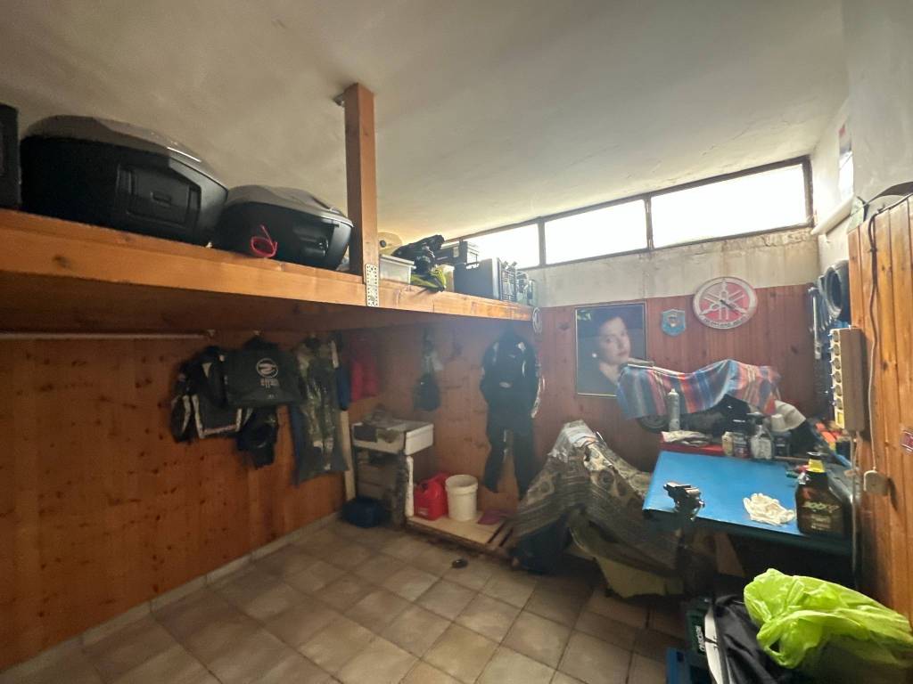 Box / garage a Vico equense in Via Raffaele Bosco, 211 - Foto 3