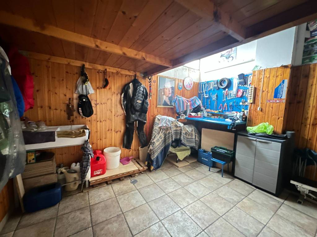 Box / garage a Vico equense in Via Raffaele Bosco, 211 - Foto 5