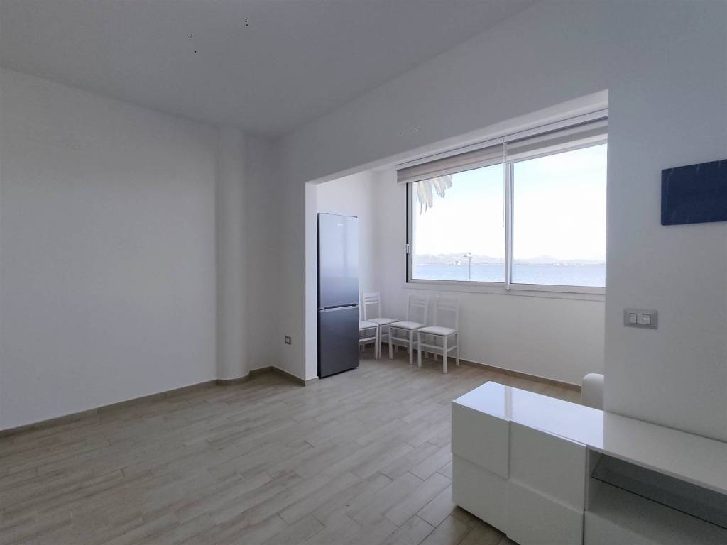 Appartamento a Sant'antioco in Lungomare Cristoforo Colombo - Foto 4