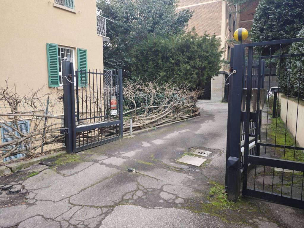 Appartamento a Bologna in Via Vallescura - Foto 3