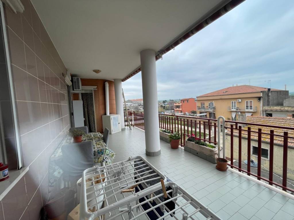 Appartamento a Lesina in Via Papa Giovanni XXIII - Foto 2