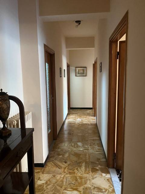 Appartamento a Imperia in Viale Vittorio Veneto - Foto 3