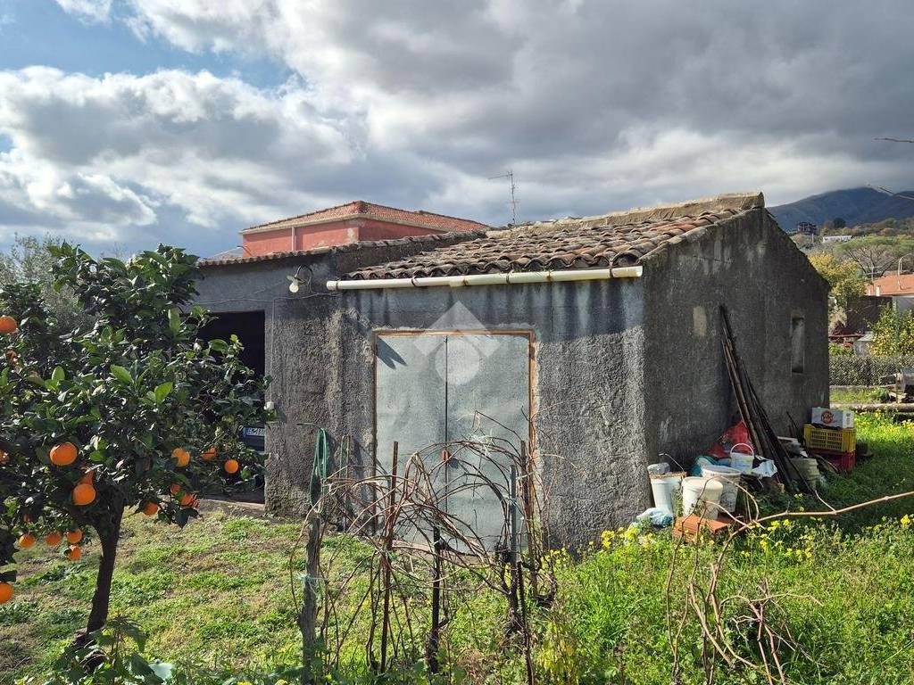 Casa indipendente a Santa venerina in Via Sabotino, 14 - Foto 4