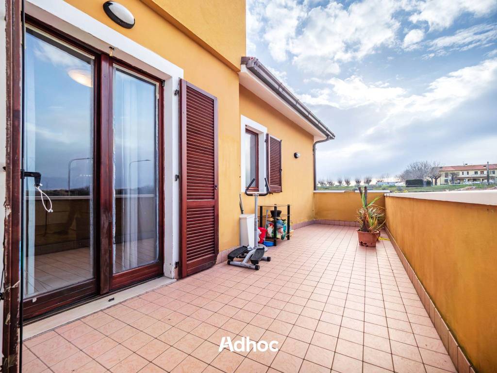 Appartamento a Fano in Strada Nazionale Adriatica Sud, 171 - Foto 2