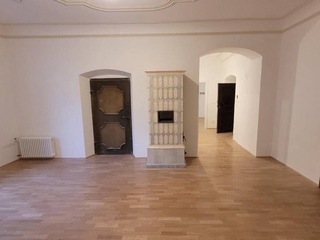 Appartamento a Merano in Via Portici - Foto 3