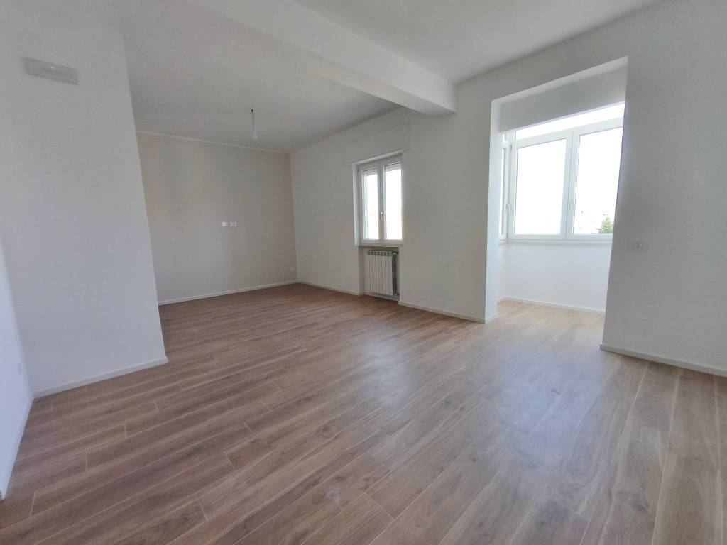 Appartamento a Brindisi in Viale Risorgimento - Foto 5