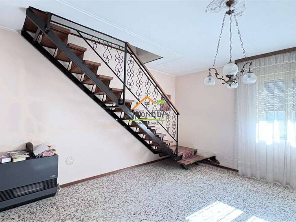 Casa indipendente a Bellinzago novarese - Foto 5