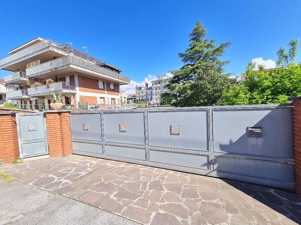 Box / garage a Montecatini-terme - Foto 4