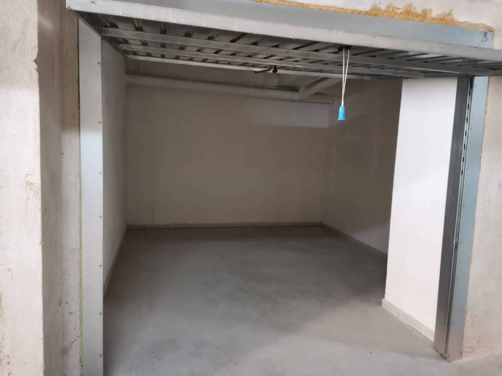 Box / garage a Benevento in Viale Antonio Mellusi - Foto 2