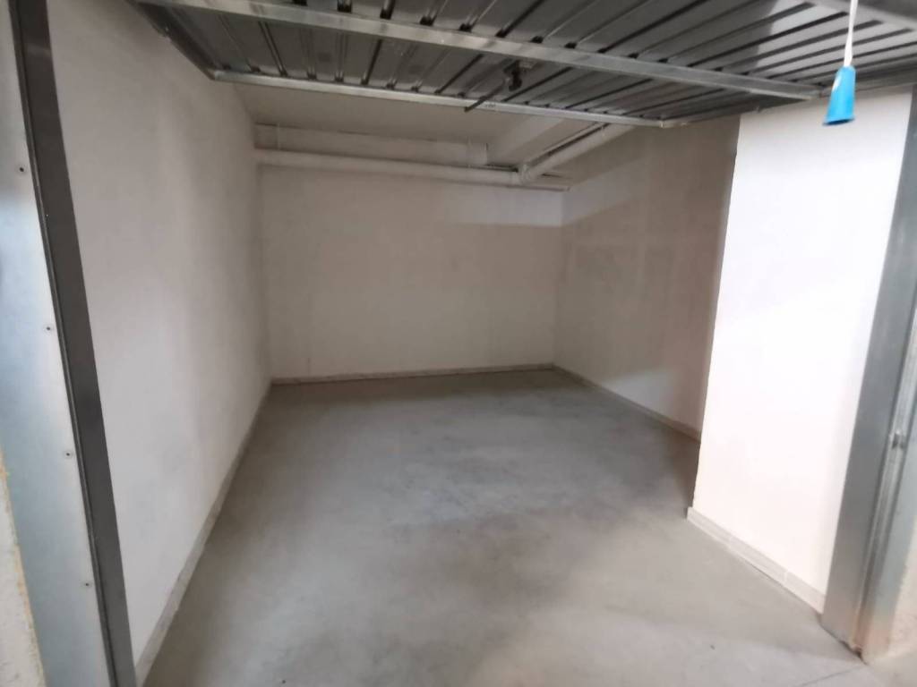 Box / garage a Benevento in Viale Antonio Mellusi - Foto 3