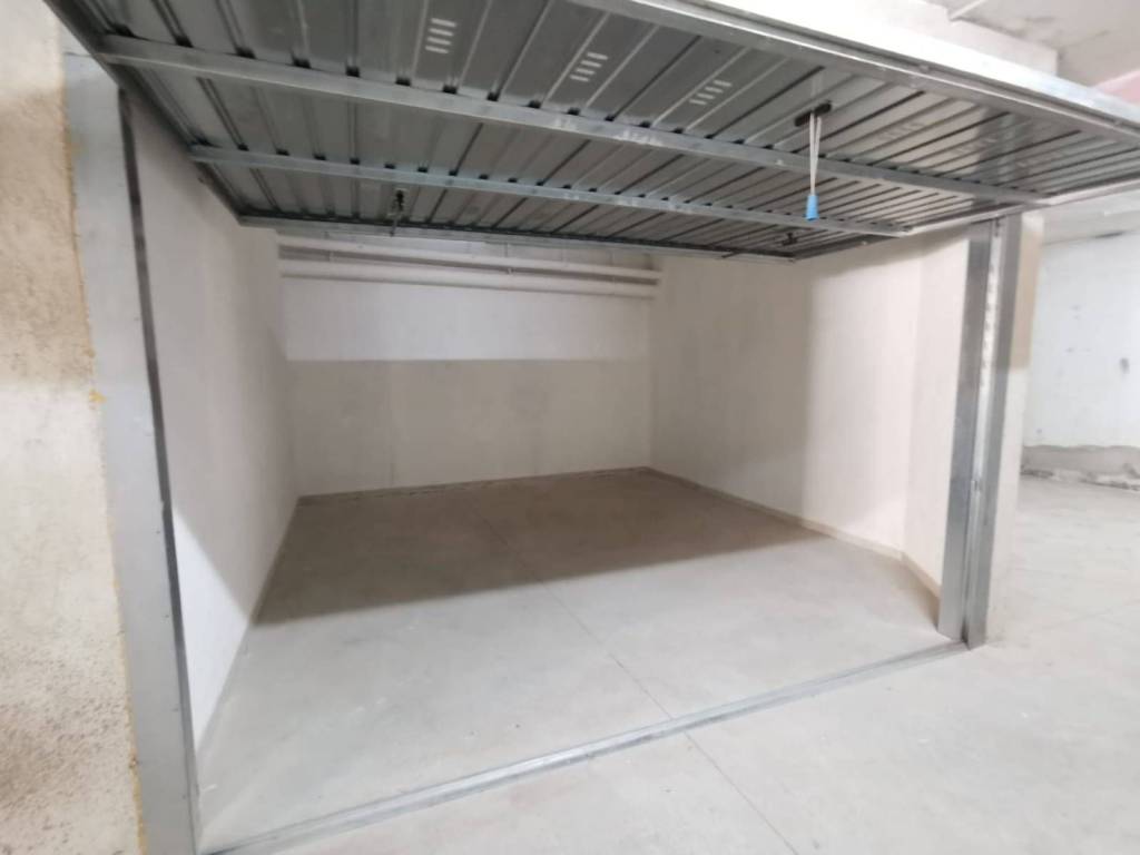 Box / garage a Benevento in Viale Antonio Mellusi - Foto 4