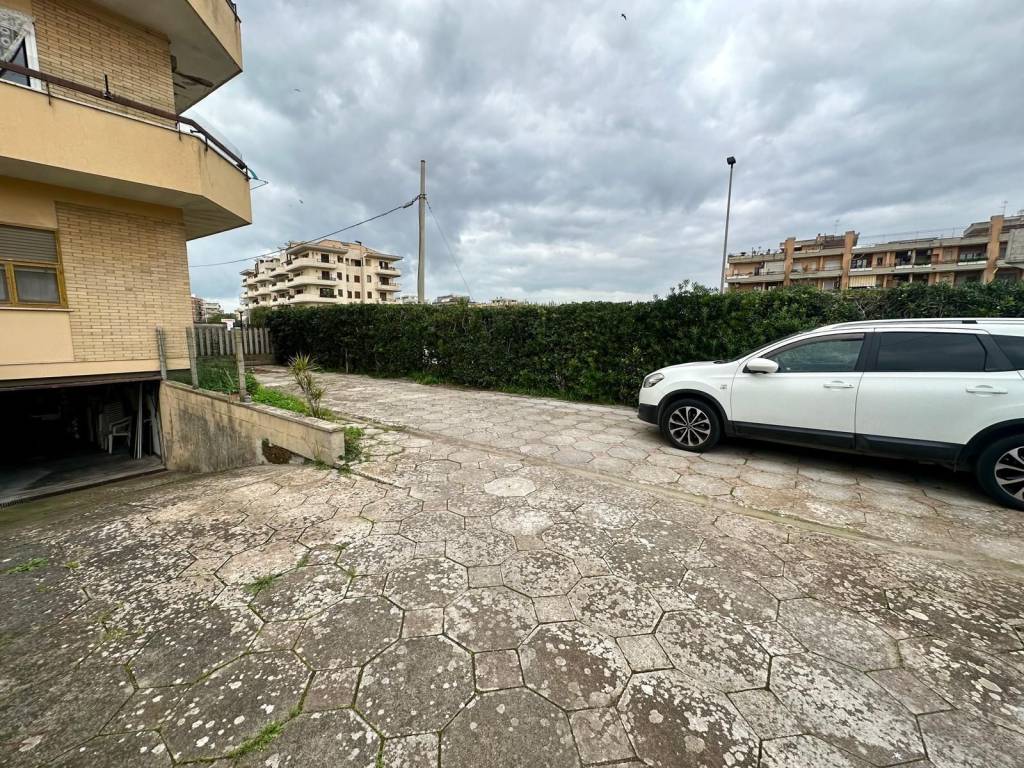 Box / garage a Nettuno in Via Capitano Dante Canducci, 23 - Foto 3